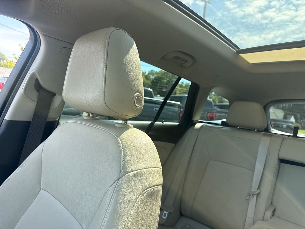 2019 Buick Regal TourX Essence