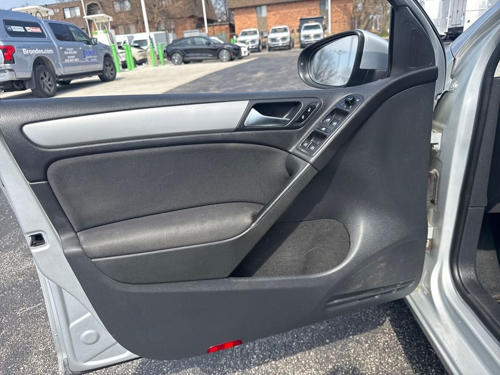 2013 Volkswagen Golf 2.5L