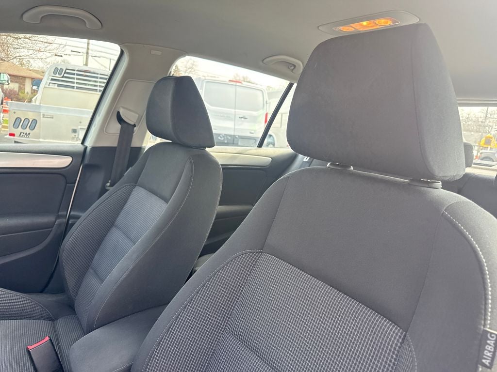 2013 Volkswagen Golf 2.5L