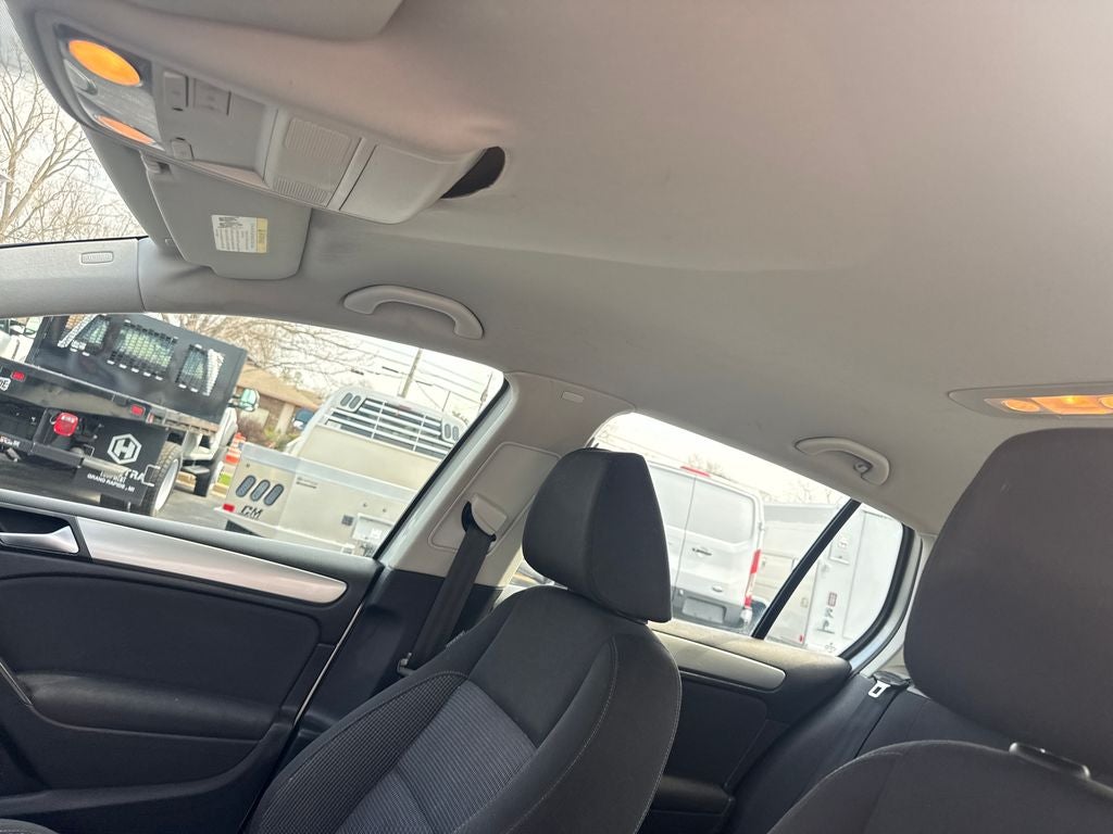 2013 Volkswagen Golf 2.5L