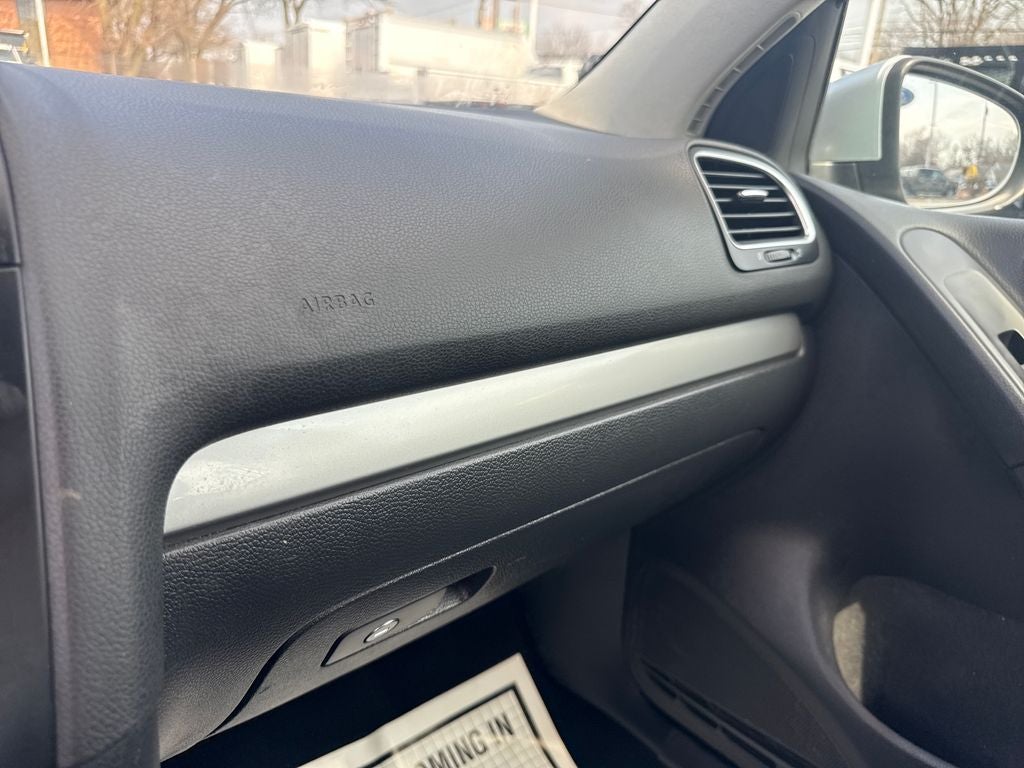 2013 Volkswagen Golf 2.5L