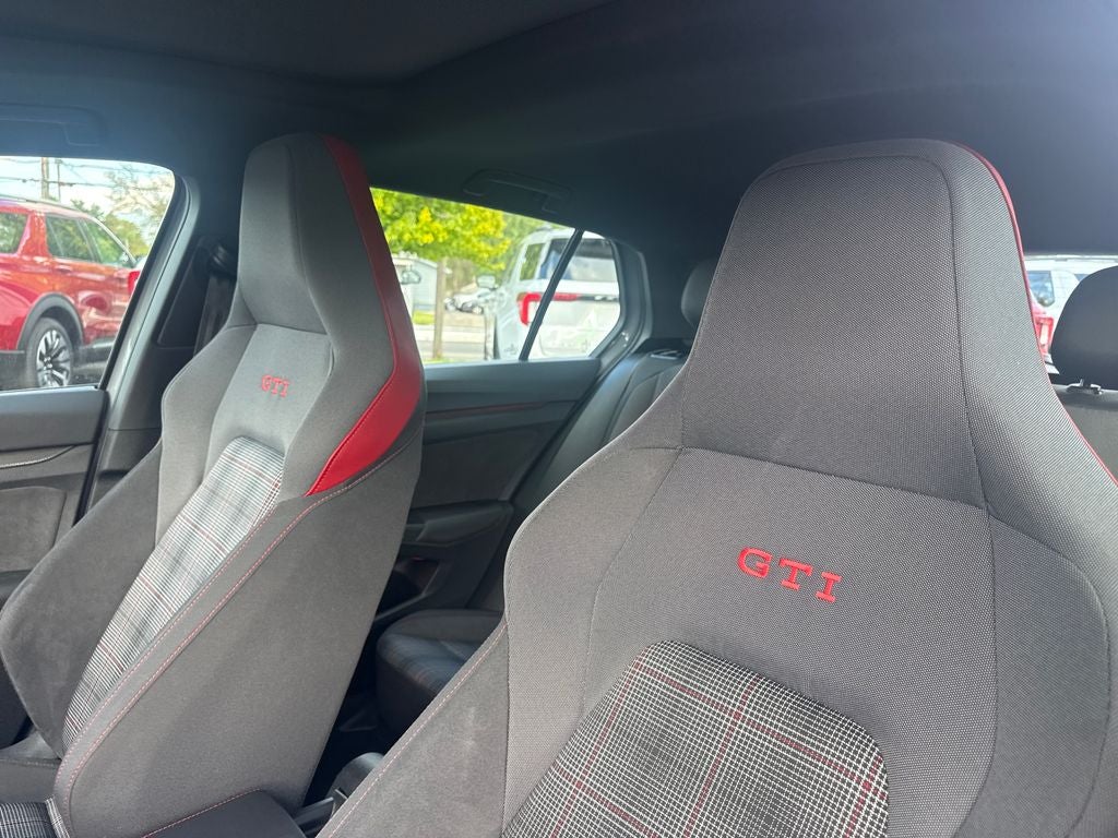 2024 Volkswagen Golf GTI 2.0T SE