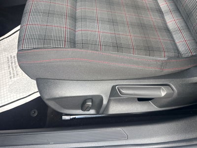 2024 Volkswagen Golf GTI 2.0T SE