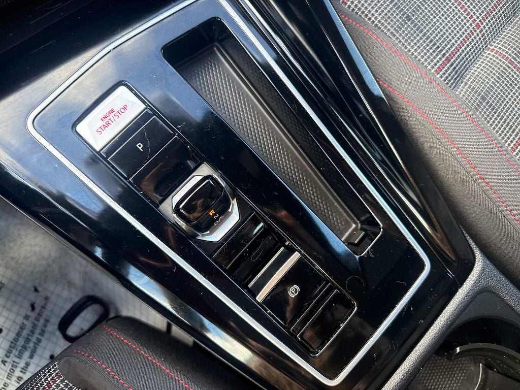 2024 Volkswagen Golf GTI 2.0T SE